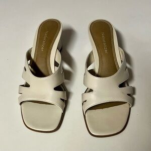 Naturalizer Women's Cream Sandals